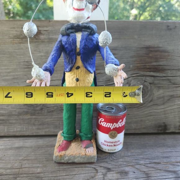 VINTAGE Paper mache Clown Juggler 15" Circus Sculpture, Artist Signed O'Neil - Picture 10 of 10